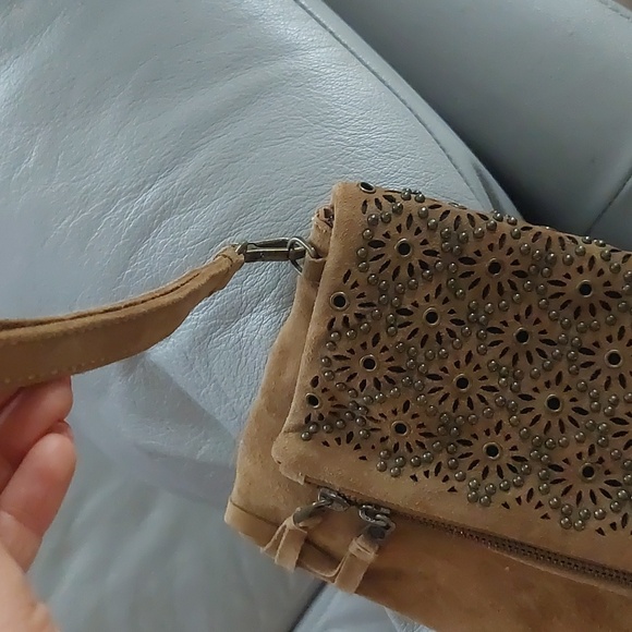 Ash clutch wristlet, leather suede - Picture 10 of 12